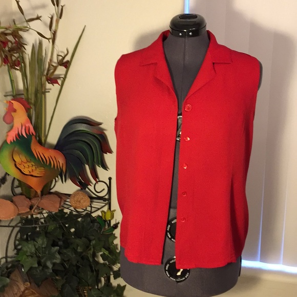 💗Ladies beautiful red sleeveless shirt - Picture 2 of 7